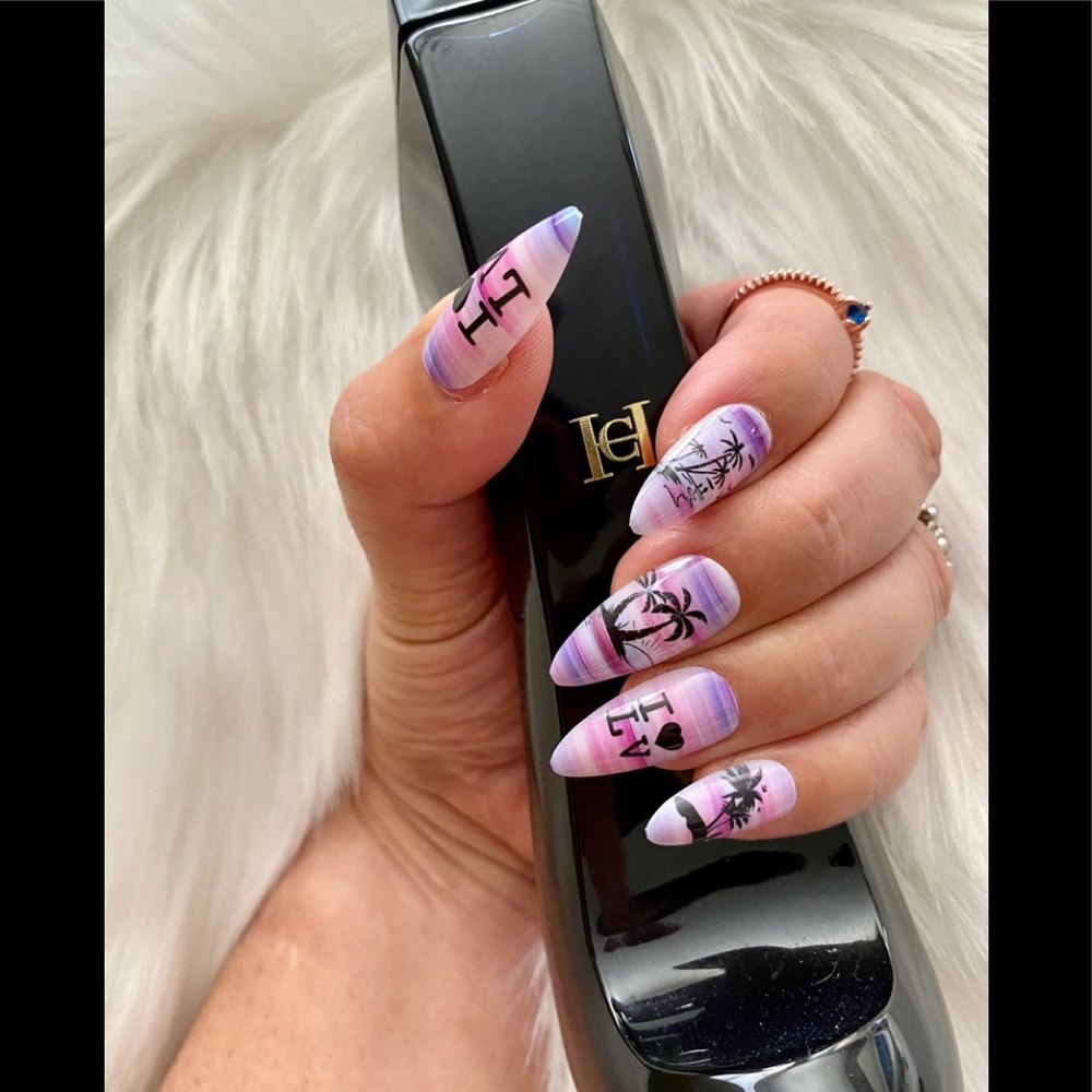 Feral Edge “I Love Las Vegas” False Stiletto Nails